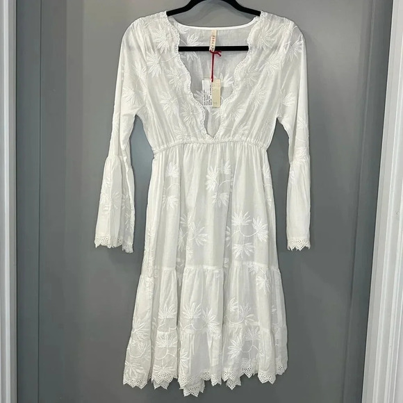 NWT RAGA Jaya Dress White Embroidered Floral Mini Dress Bell Sleeves Size S - Picture 1 of 7